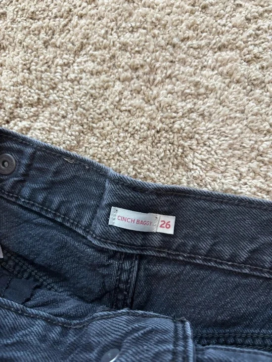 Levi's Women's Cinch Baggy Jeans - Picture 4 of 5
